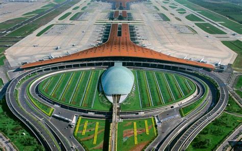 vliegtijd amsterdam beijing